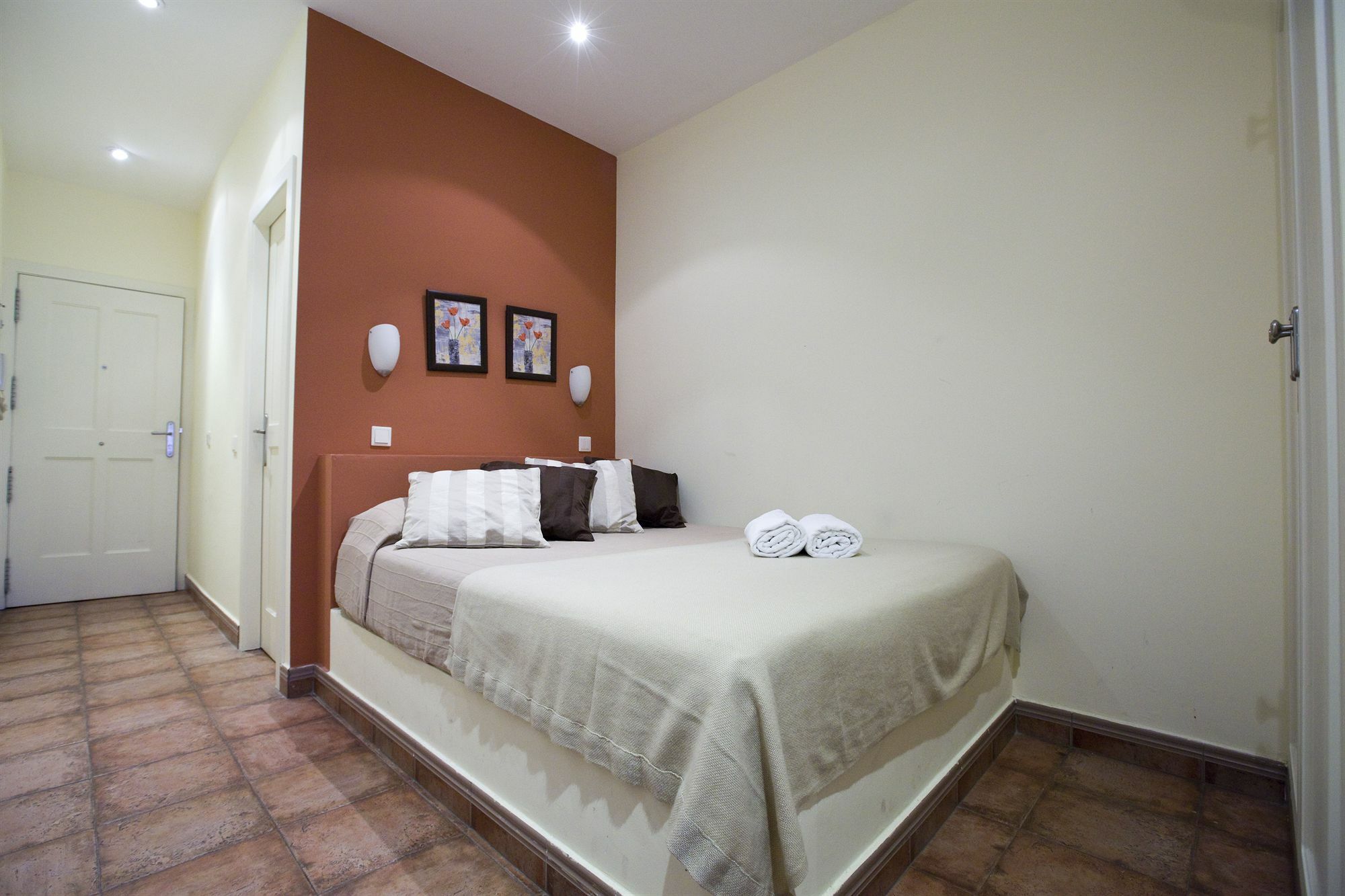 Apartamento Tirso De Molina 马德里 外观 照片